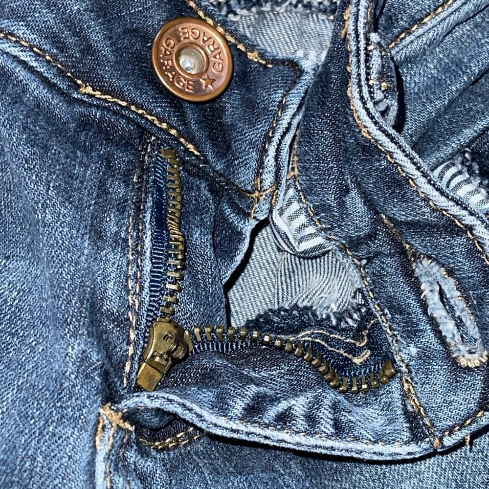 Garage Low Rise Jeans - Picture 3 of 5